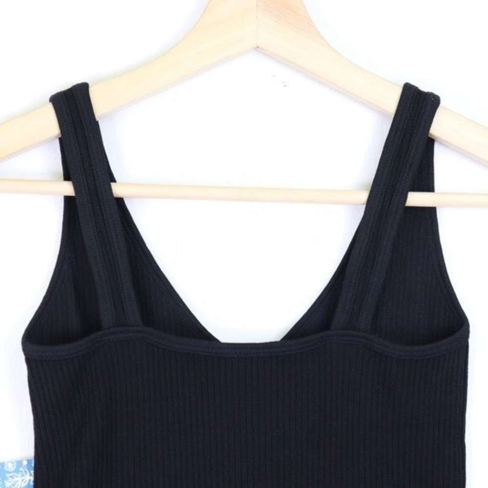 NWT Free People Solid Rib Brami Crop Cami V-Neck Tank Top Black Ribbed XS/S - Picture 7 of 9